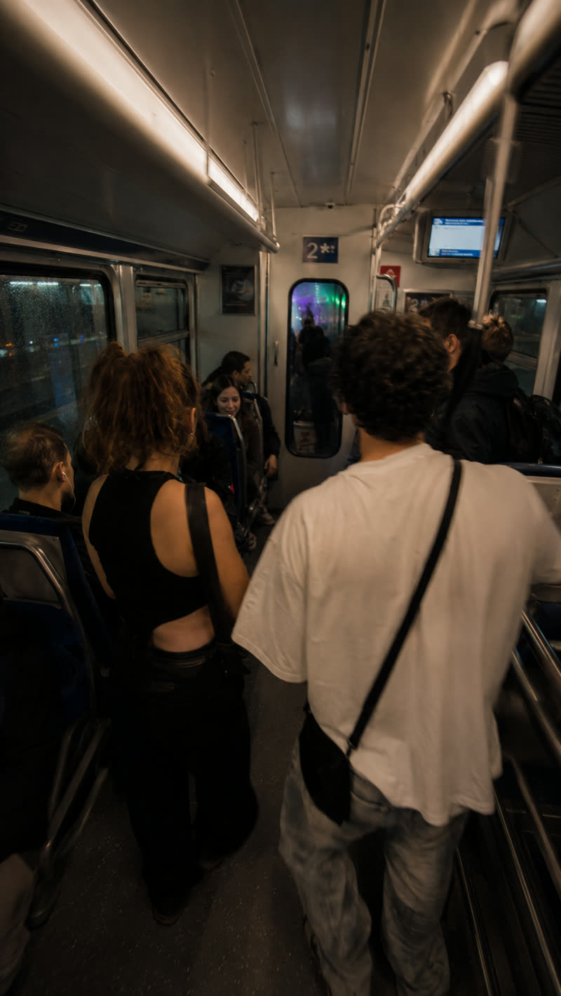 Reizigers aan boord, diep in de nacht